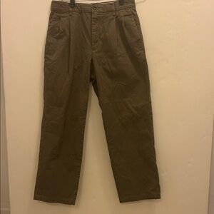 Banana Republic men's olive trousers